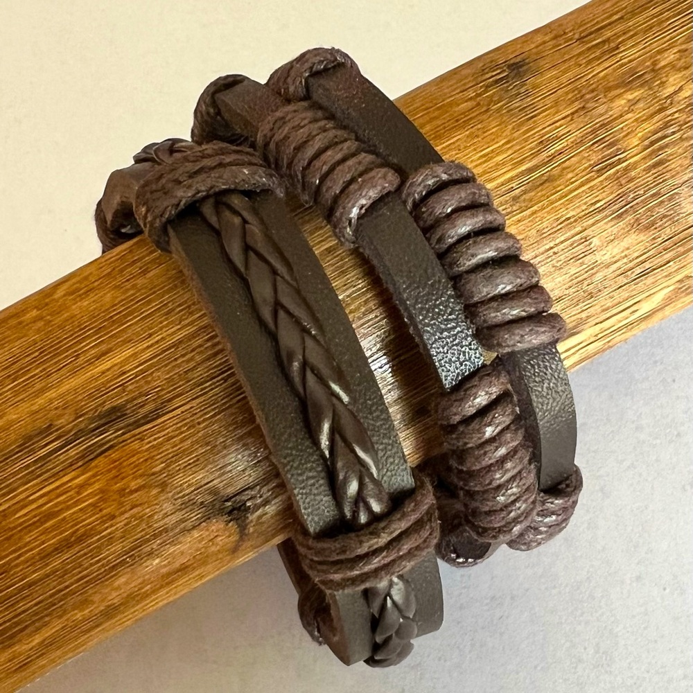 Stylish, adjustable genuine leather bracelets for men or women.